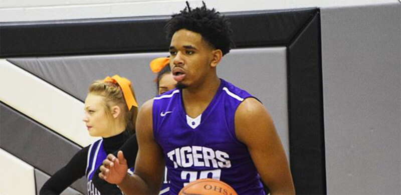 Video: 2019 guard Jeremiah Francis adidas Gauntlet highlights
