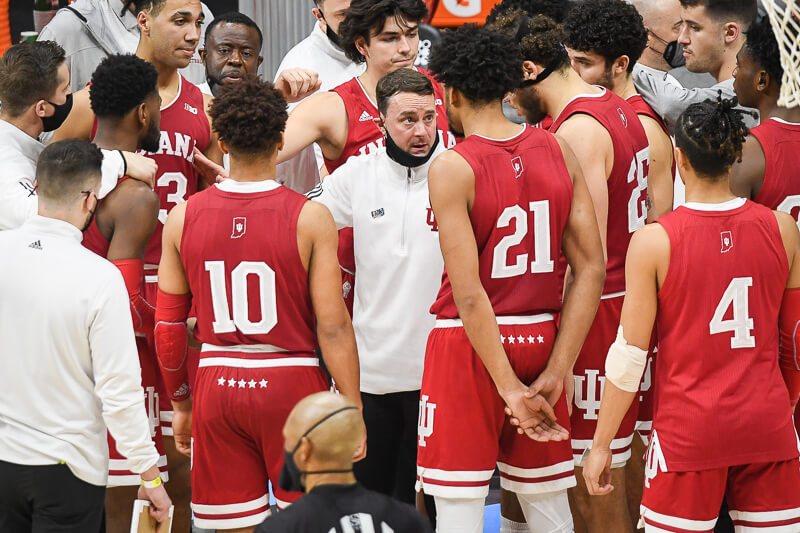 Frustration and the question of what comes next: Navigating the Indiana state basketball program through the crowd at Lucas Oil Stadium – Inside the Hall