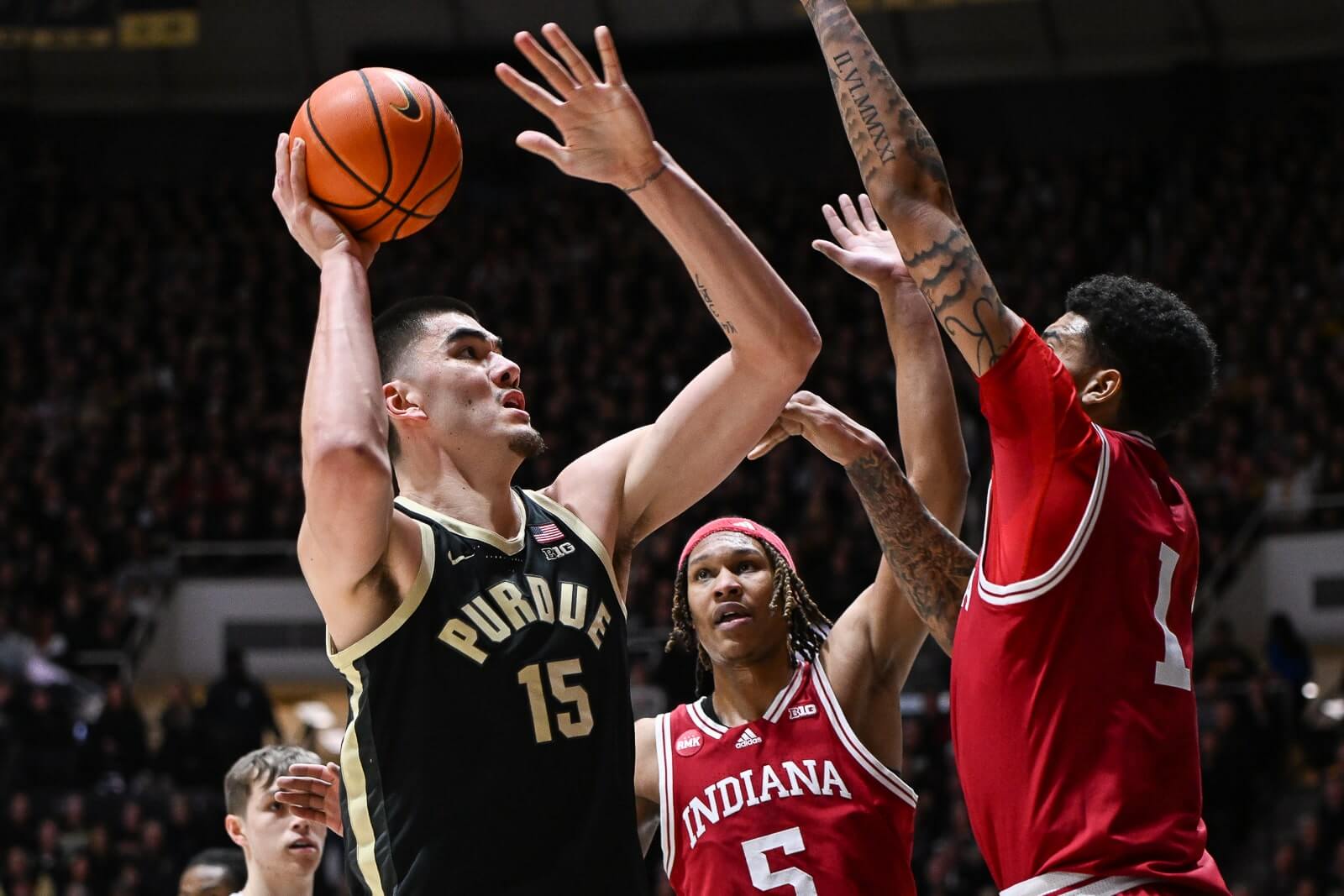 Po sygnale dźwiękowym: Purdue 79, Indiana 59 – w środku