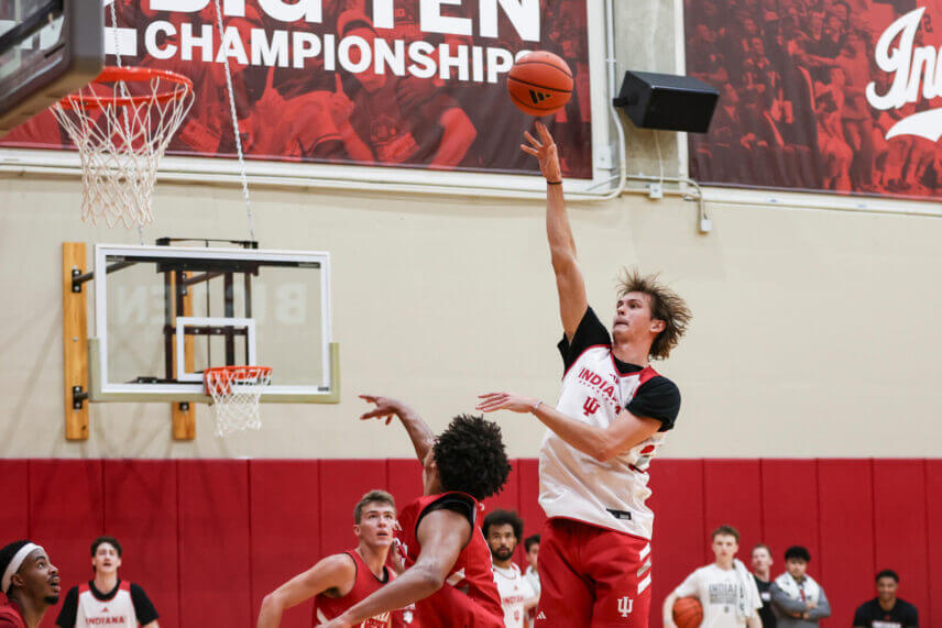 Indiana's Reed Bailey shoots a hook shot.