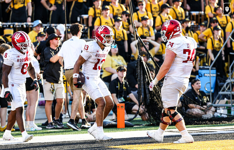 Instant recap: Indiana 20, Iowa 15