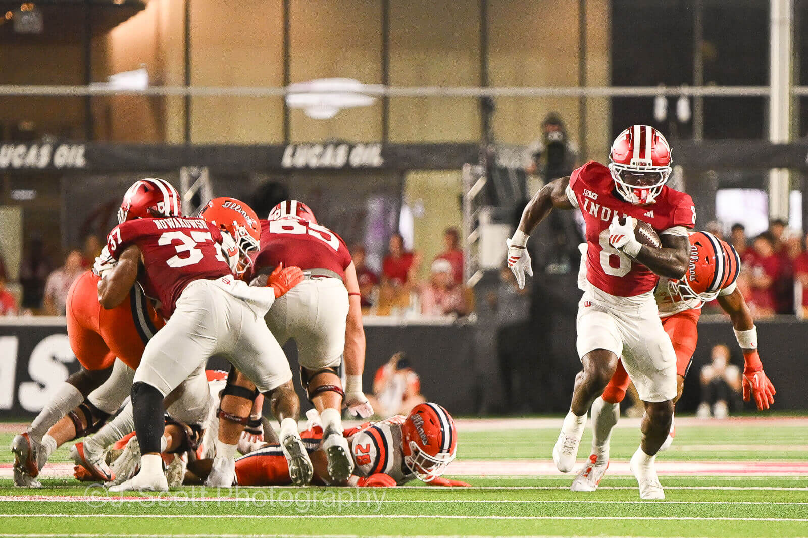 Photos of IU football vs. Illinois football at Memorial Stadium on September 20, 2025.