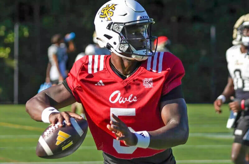 Kennesaw State quarterback Dexter Williams II throws a pass.
