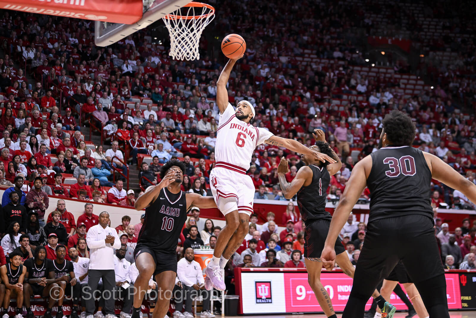 Photos of IU basketball's 98-51 win against Alabama A&M.