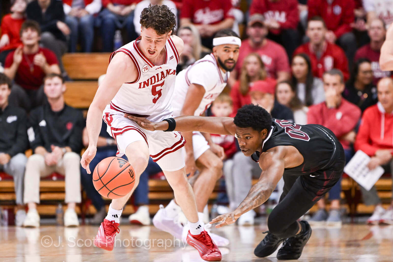 Photos of IU basketball's 98-51 win against Alabama A&M.
