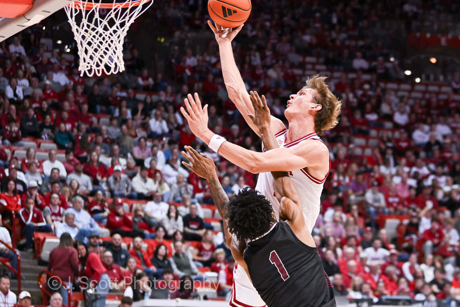 Photos of IU basketball's 98-51 win against Alabama A&M.