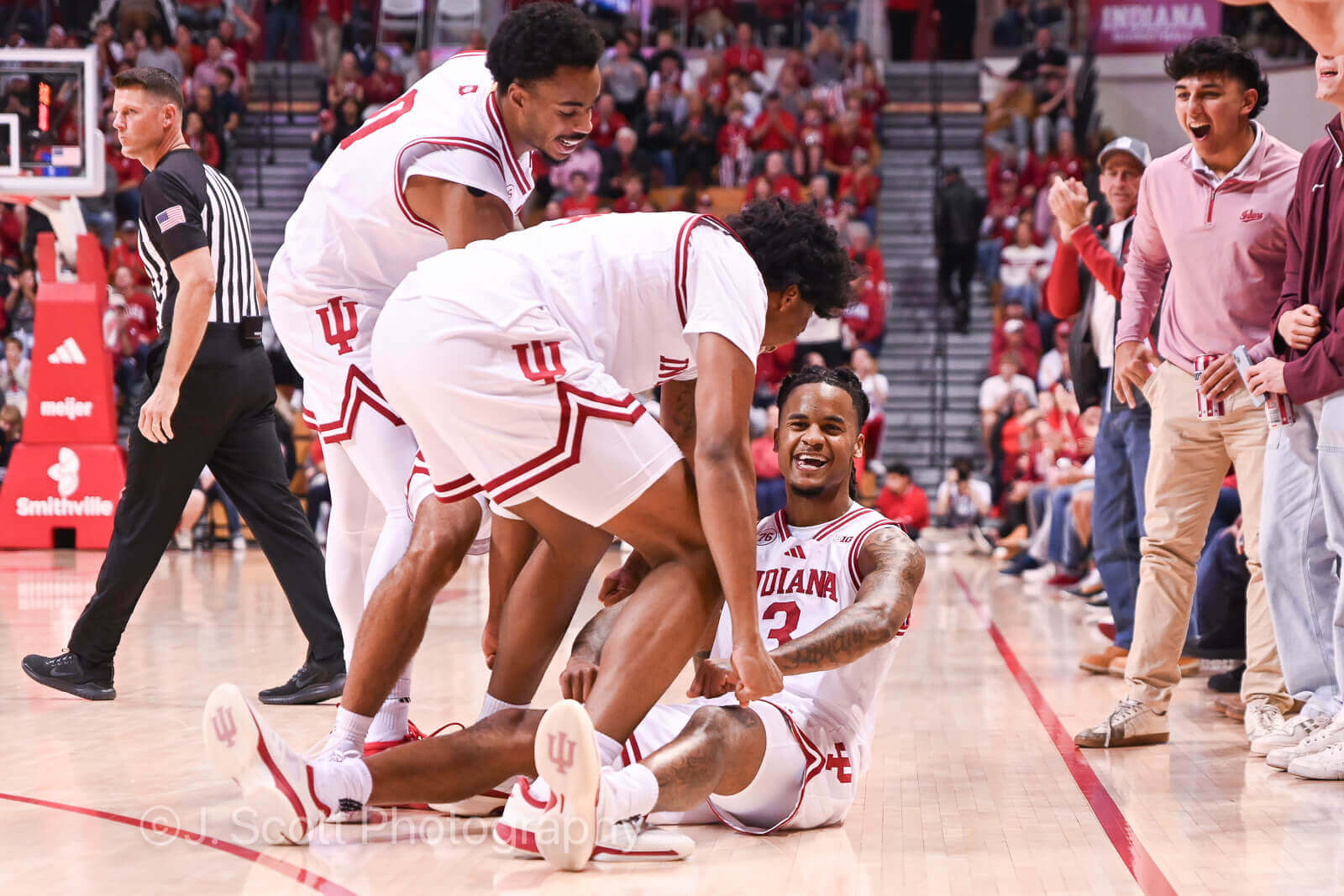 Photos of IU basketball's 98-51 win against Alabama A&M.