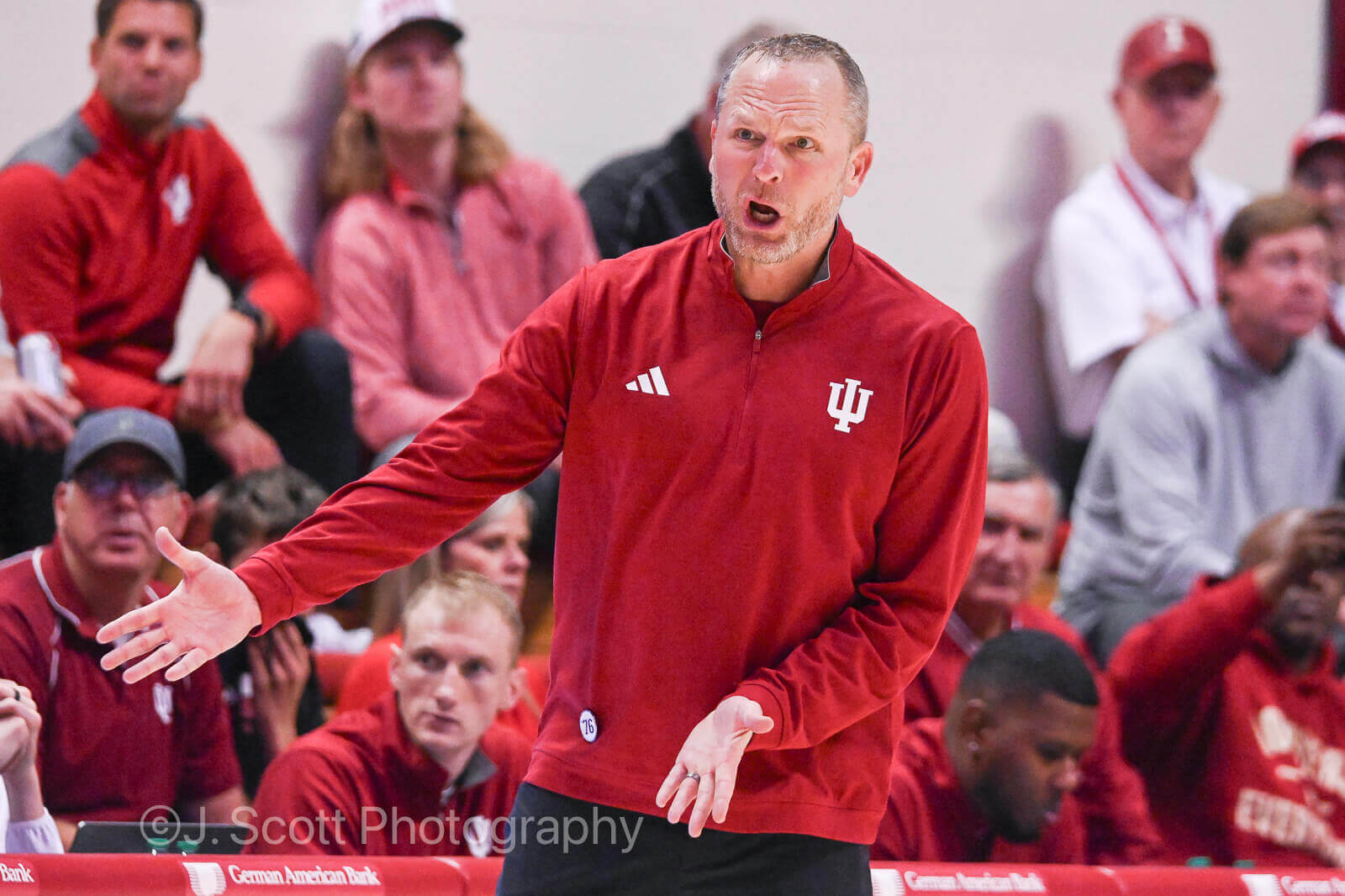 Photos of IU basketball's 98-51 win against Alabama A&M.