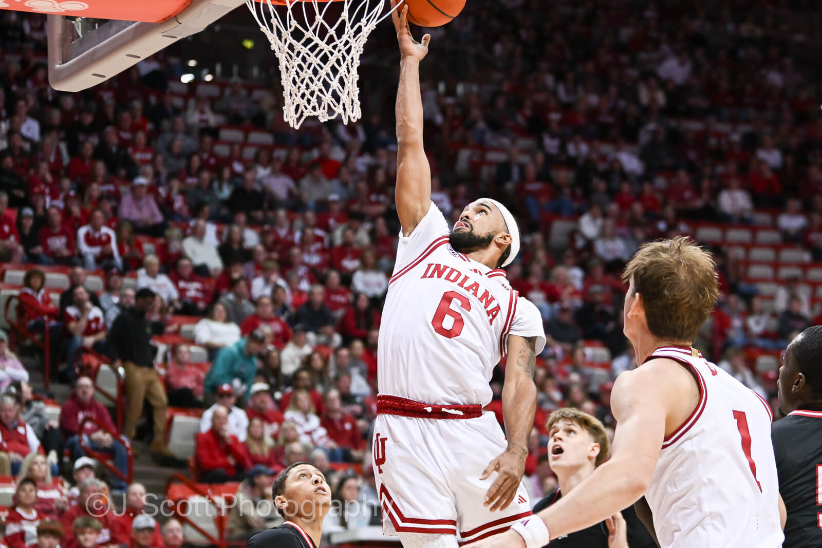 Photos of IU basketball's win against Incarnate Word at Simon Skjodt Assembly Hall.