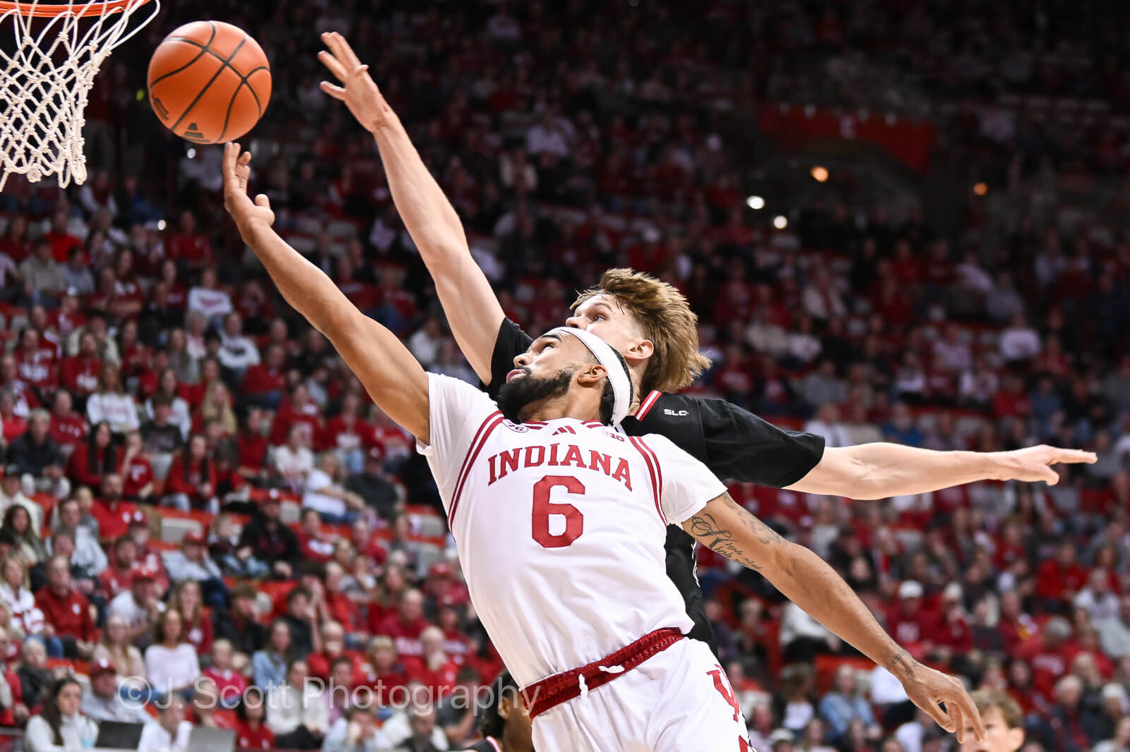 Photos of IU basketball's win against Incarnate Word at Simon Skjodt Assembly Hall.