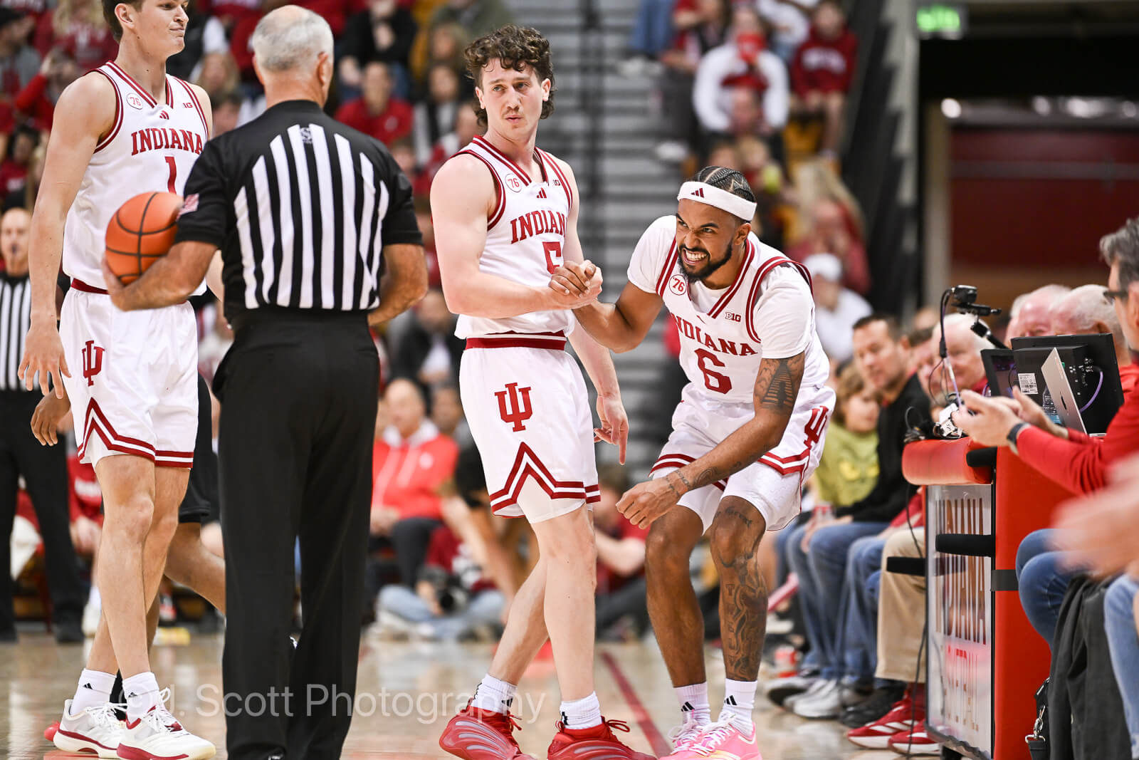 Photos of IU basketball's win against Incarnate Word at Simon Skjodt Assembly Hall.