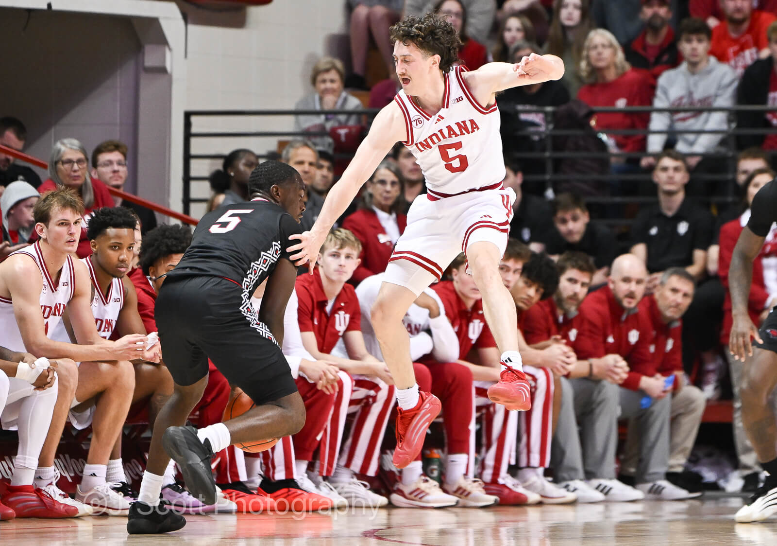 Photos of IU basketball's win against Incarnate Word at Simon Skjodt Assembly Hall.