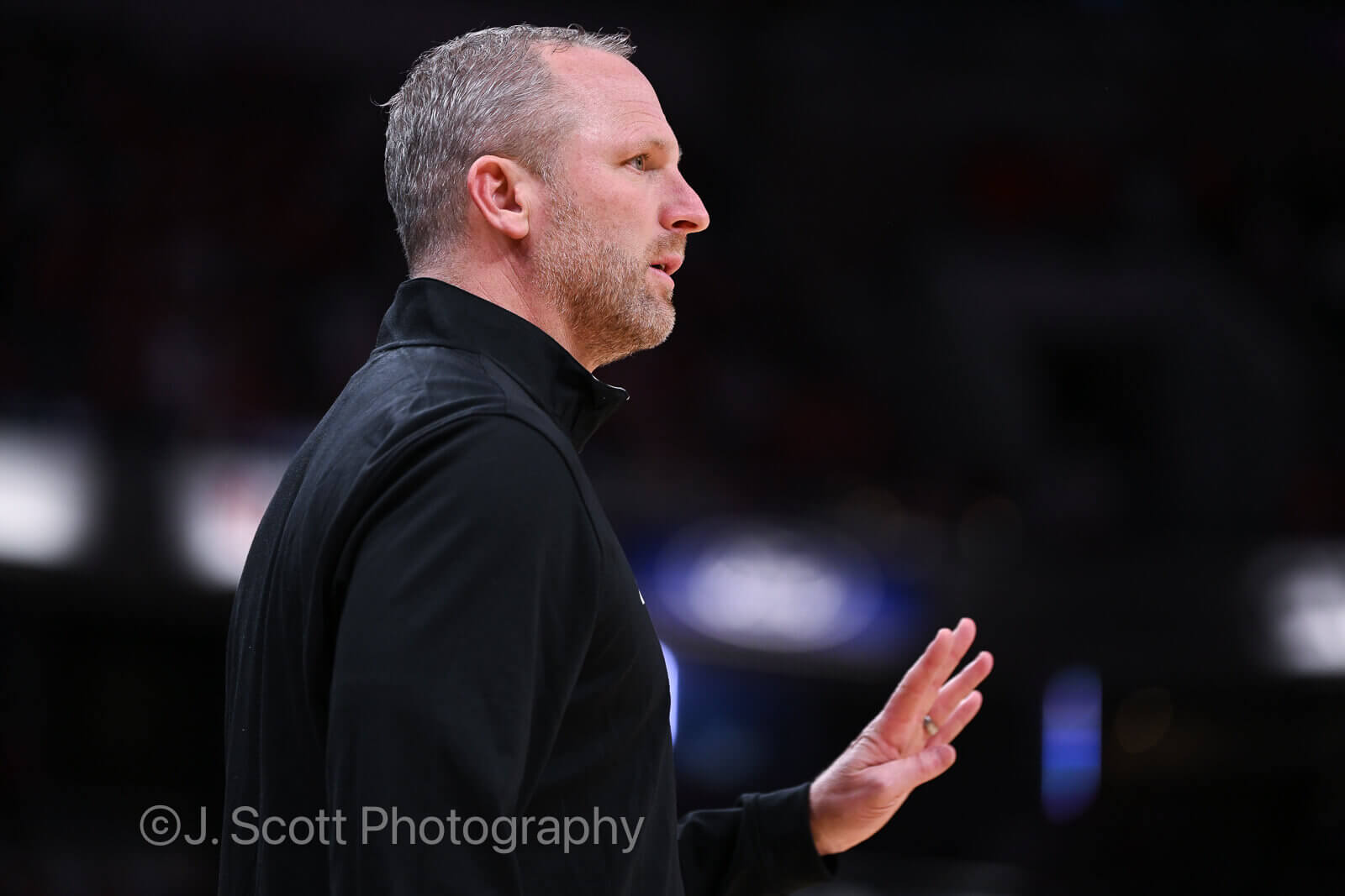 Photos of IU basketball's 87-78 loss to Louisville at Gainbridge Fieldhouse.