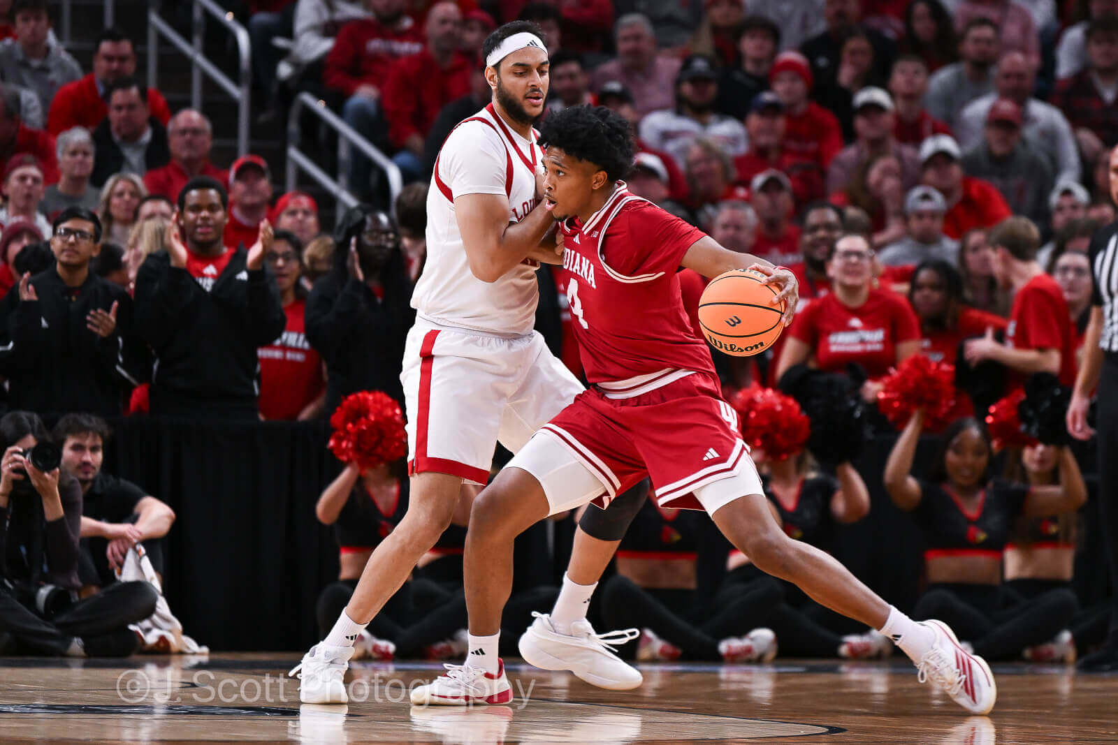 Photos of IU basketball's 87-78 loss to Louisville at Gainbridge Fieldhouse.