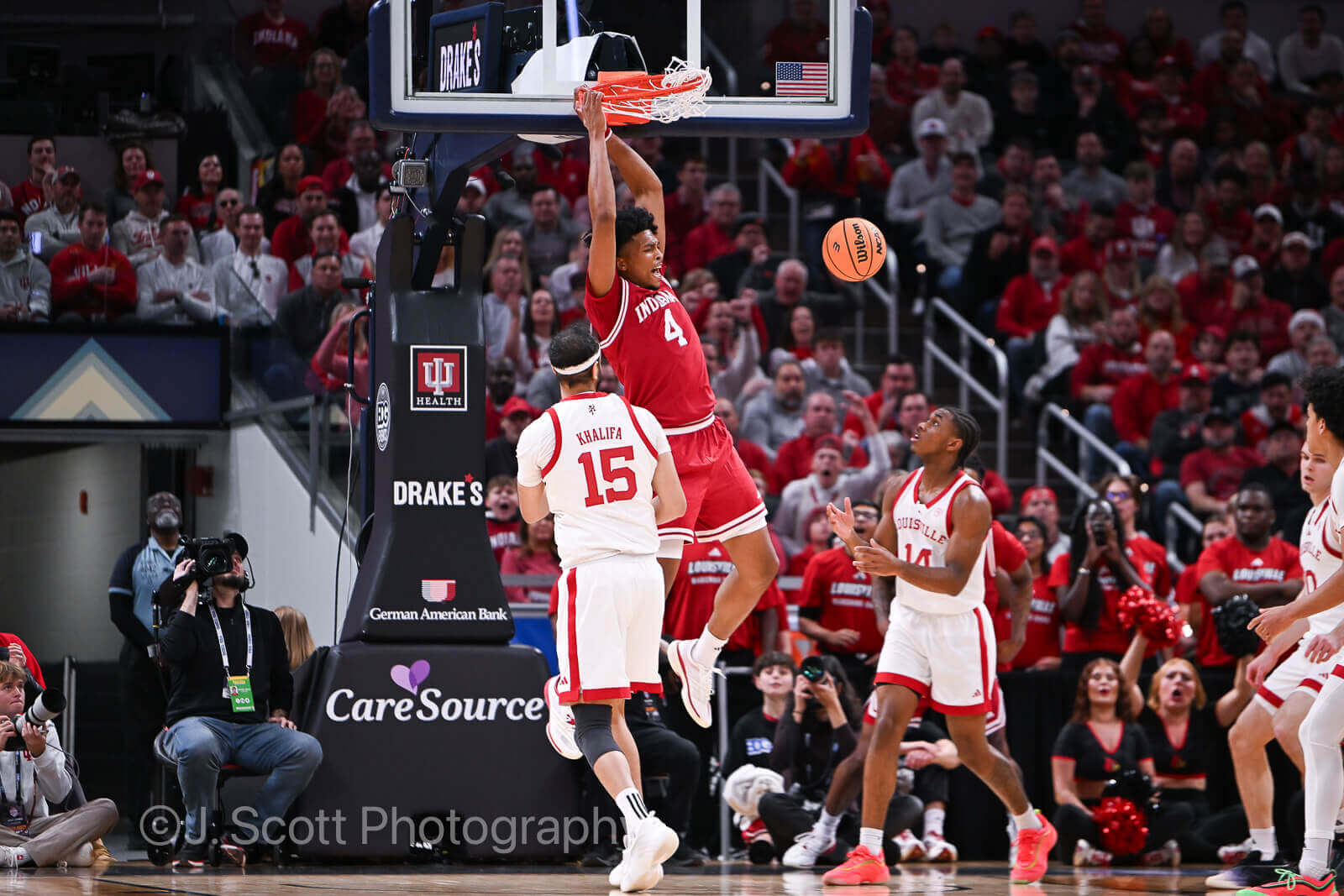 Photos of IU basketball's 87-78 loss to Louisville at Gainbridge Fieldhouse.