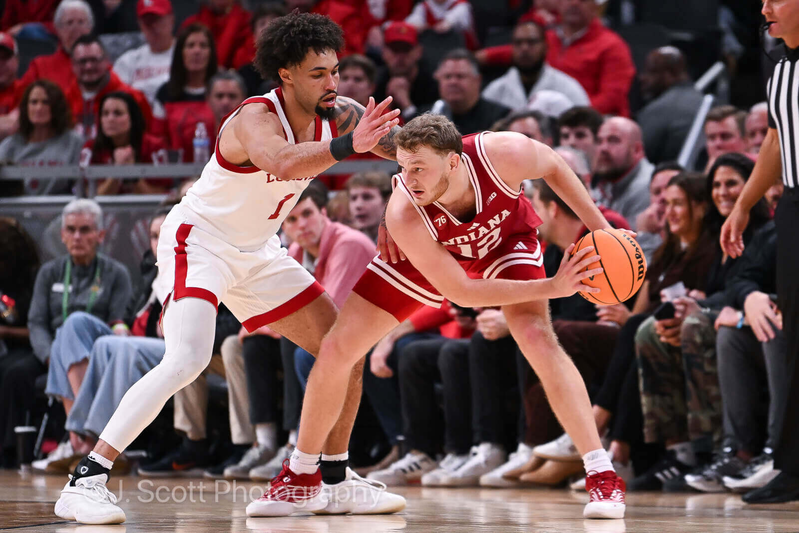 Photos of IU basketball's 87-78 loss to Louisville at Gainbridge Fieldhouse.