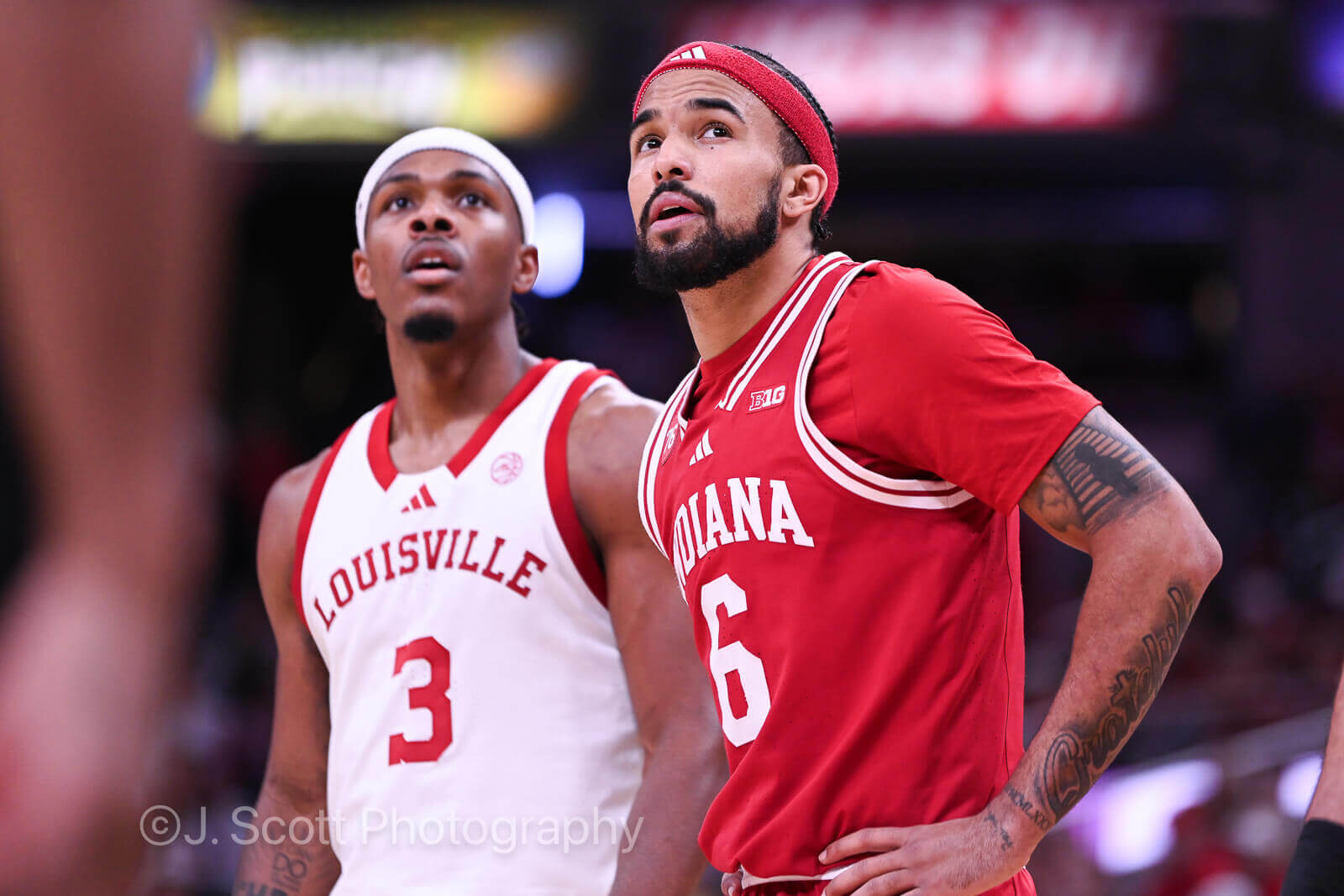 Photos of IU basketball's 87-78 loss to Louisville at Gainbridge Fieldhouse.