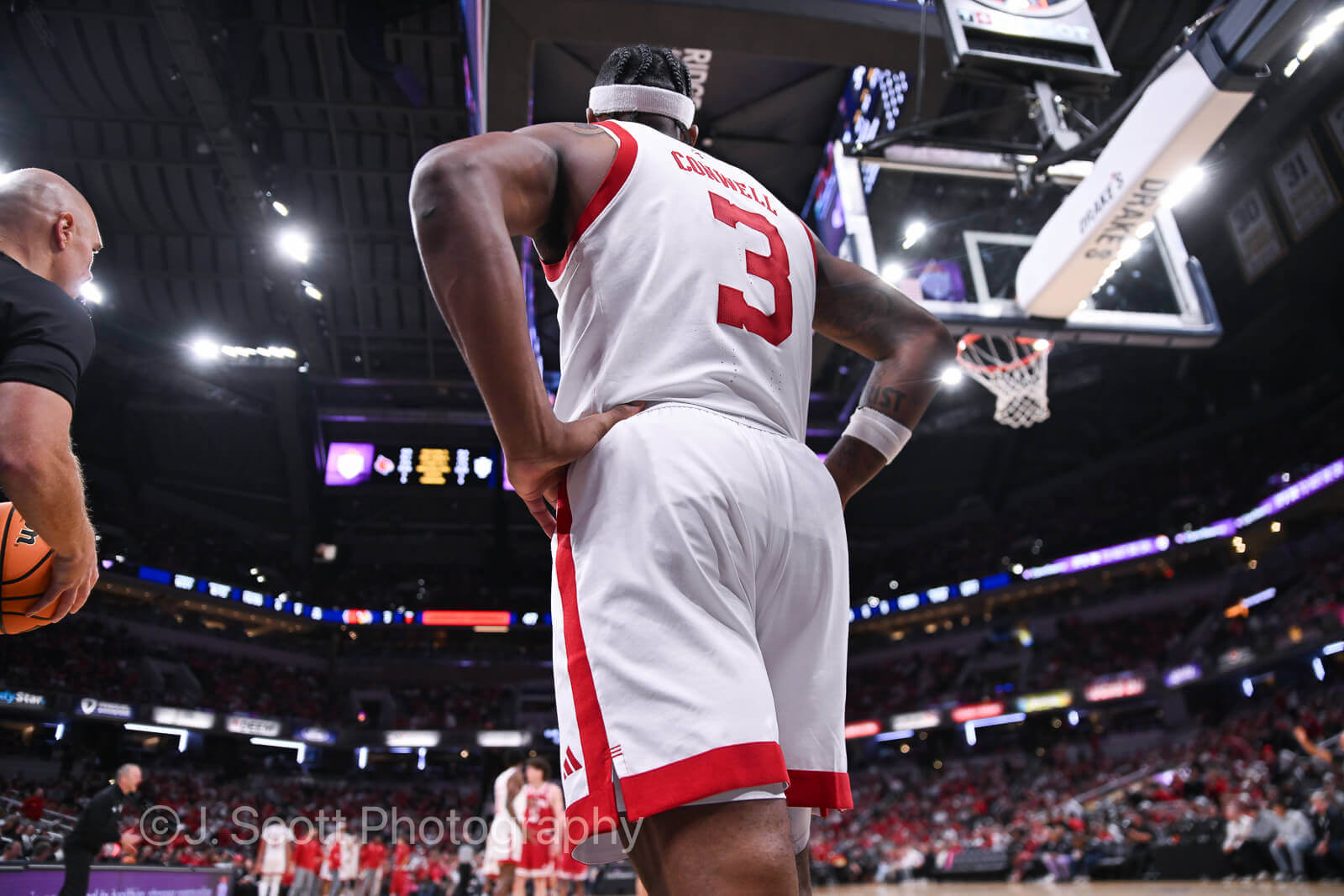 Photos of IU basketball's 87-78 loss to Louisville at Gainbridge Fieldhouse.