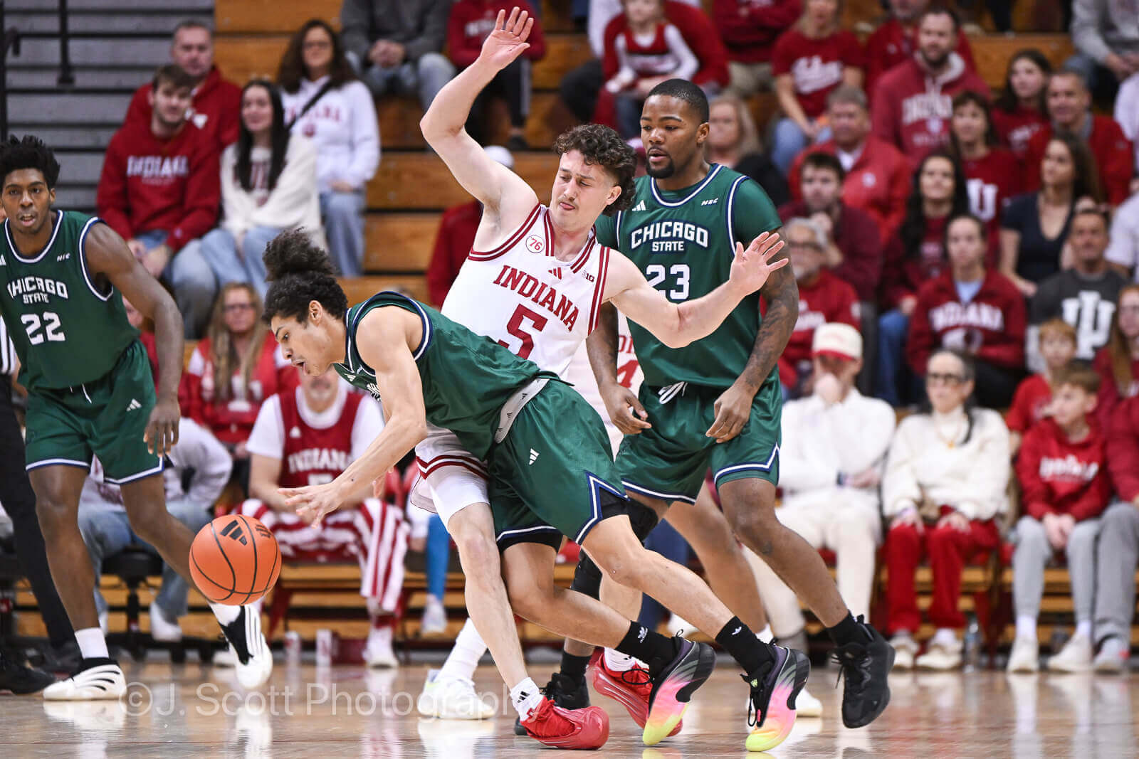 Photos from IU basketball's win against Chicago State.