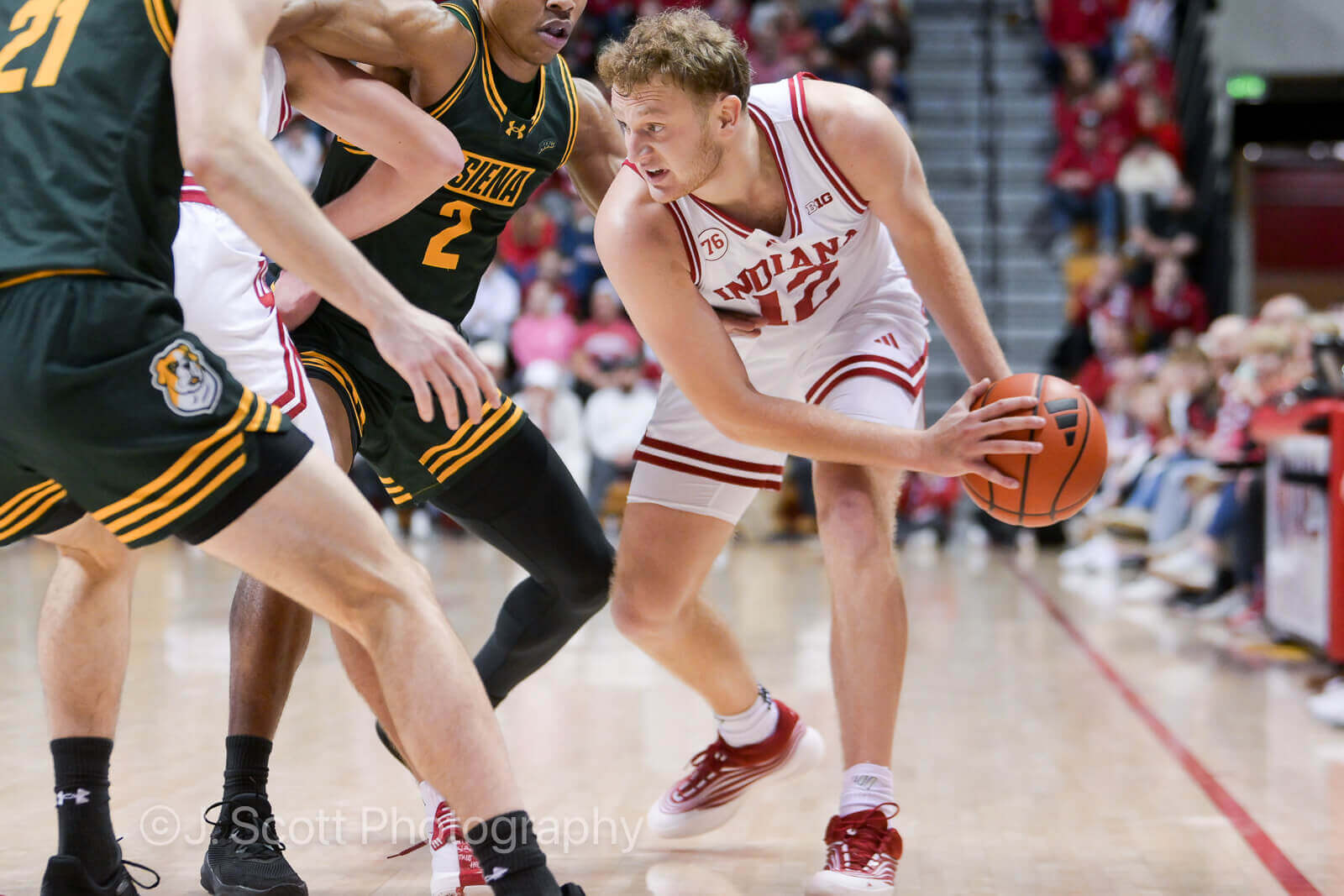 6-Banner Sunday: IU basketball completes non-conference play with win against Siena – Inside the Hall