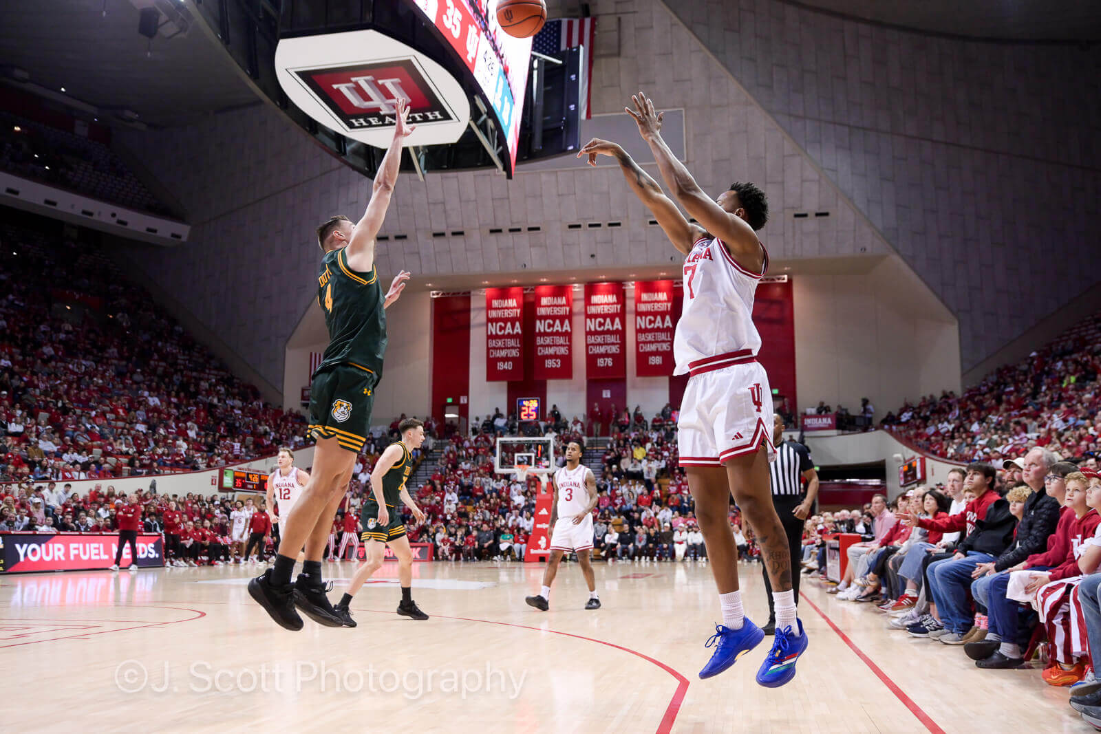Photos from IU basketball's 81-60 win against Siena at Simon Skjodt Assembly Hall.