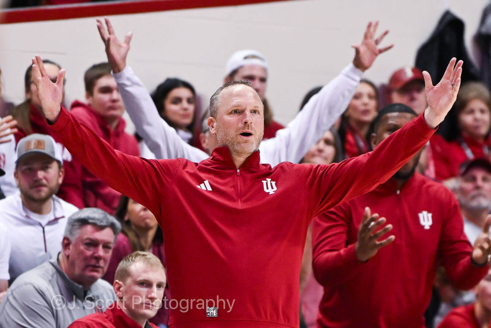 Photos from IU basketball's 90-80 win against Washington at Simon Skjodt Assembly Hall.