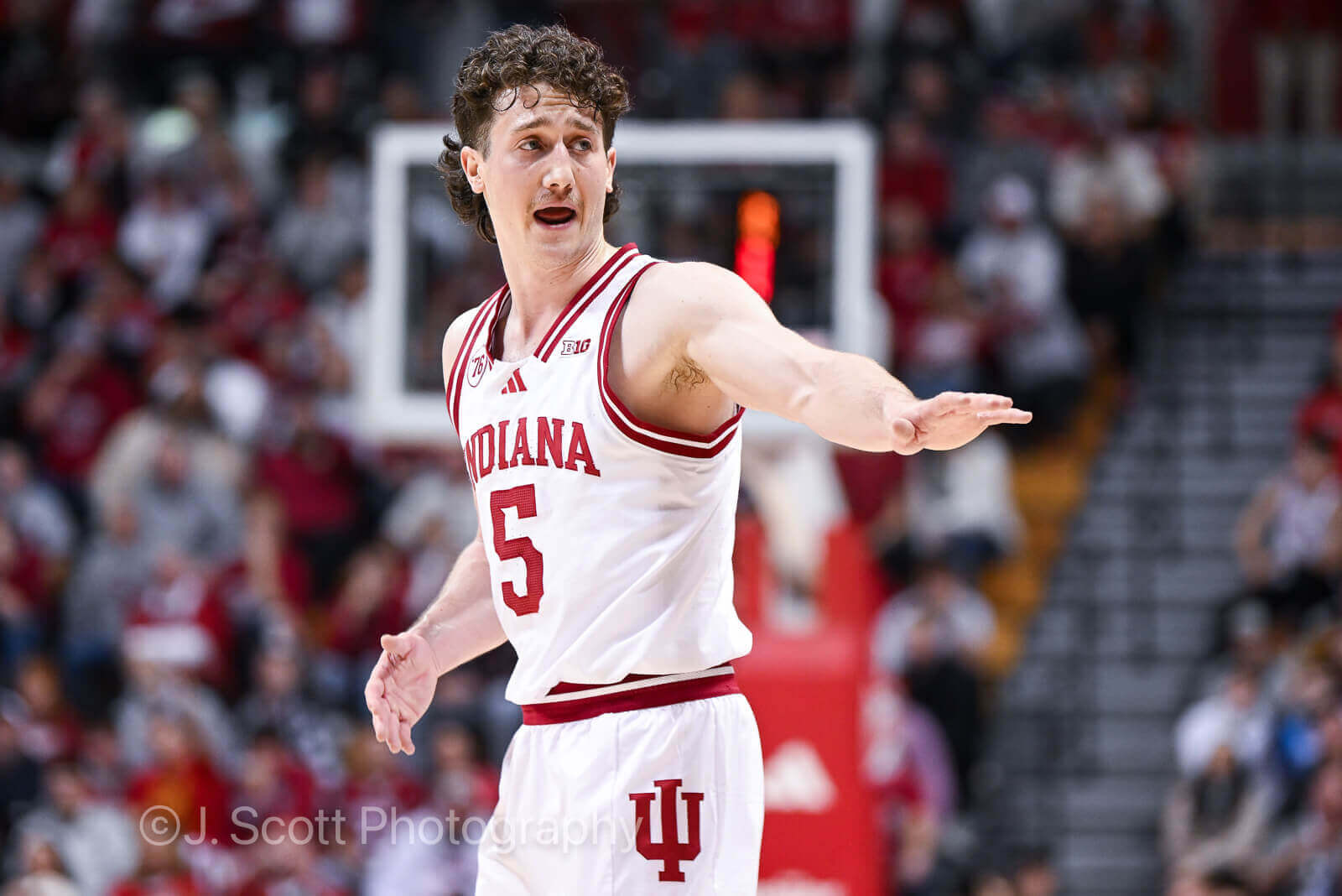 Photos from IU basketball's 90-80 win against Washington at Simon Skjodt Assembly Hall.