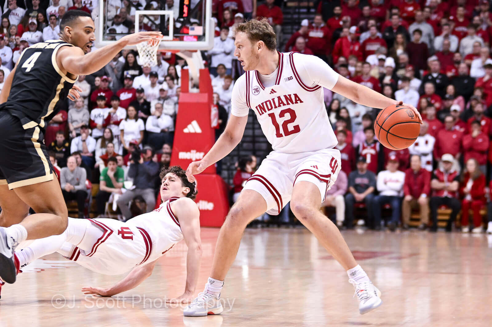 Photos from IU basketball’s 72-67 win against Purdue at Simon Skjodt Assembly Hall.
