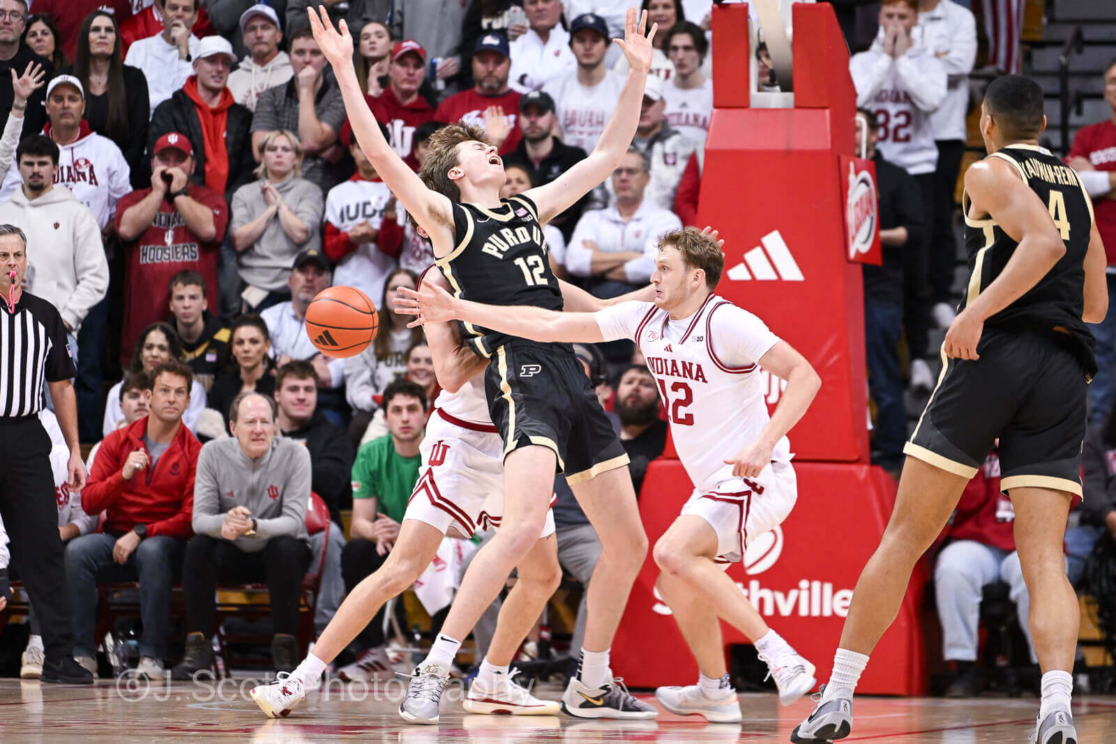 Photos from IU basketball’s 72-67 win against Purdue at Simon Skjodt Assembly Hall.