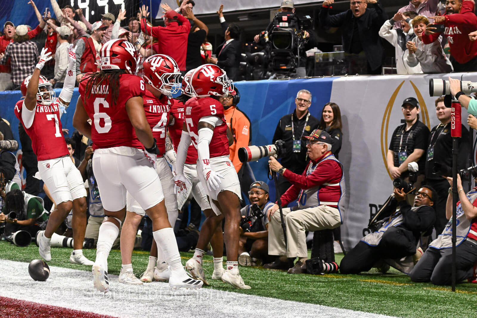 ATLANTA – Check out 81 photos by Jamie Owens from Indiana's 56-22 win against Oregon in the CFP semifinal at the Chick-fil-A Peach Bowl at Mercedes-Benz Stadium.