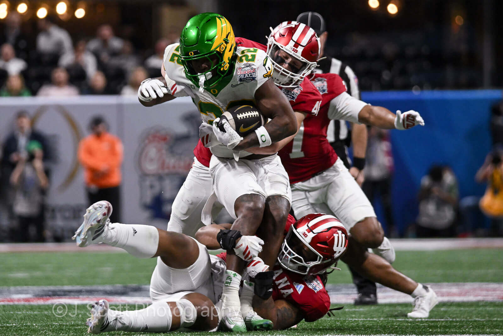 ATLANTA – Check out 81 photos by Jamie Owens from Indiana's 56-22 win against Oregon in the CFP semifinal at the Chick-fil-A Peach Bowl at Mercedes-Benz Stadium.