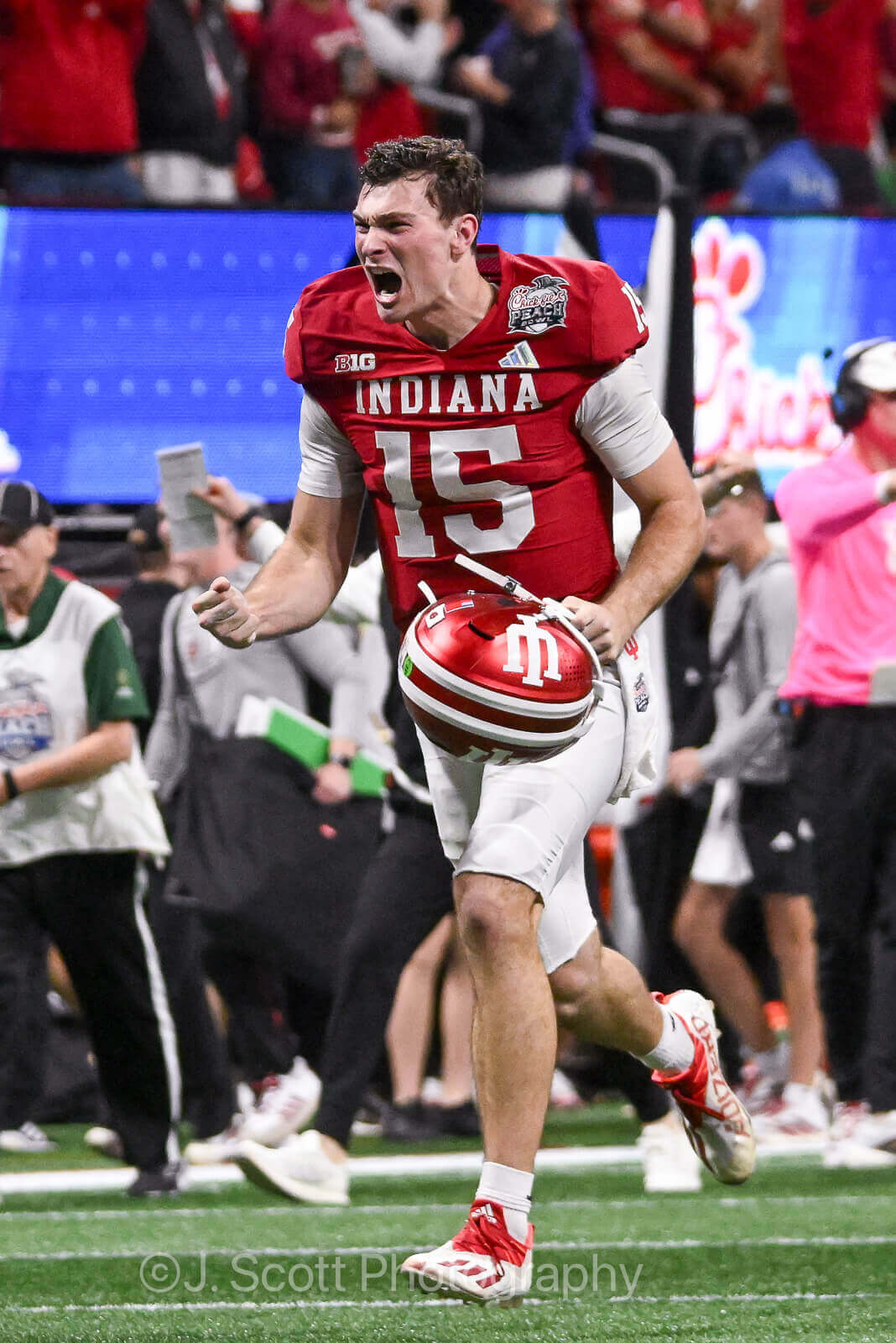 ATLANTA – Check out 81 photos by Jamie Owens from Indiana's 56-22 win against Oregon in the CFP semifinal at the Chick-fil-A Peach Bowl at Mercedes-Benz Stadium.