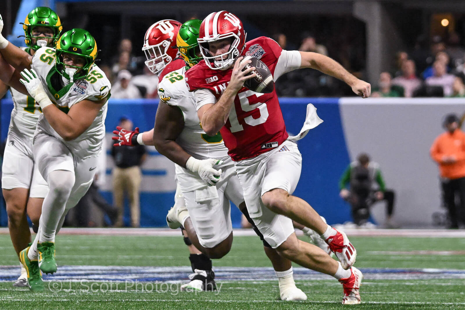 ATLANTA – Check out 81 photos by Jamie Owens from Indiana's 56-22 win against Oregon in the CFP semifinal at the Chick-fil-A Peach Bowl at Mercedes-Benz Stadium.