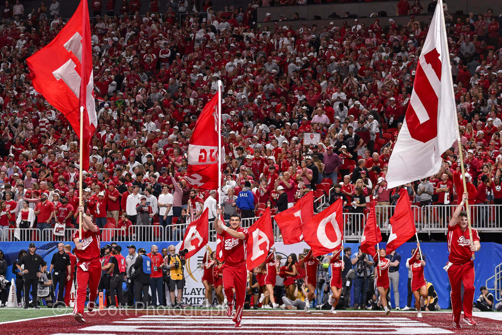 ATLANTA – Check out 81 photos by Jamie Owens from Indiana's 56-22 win against Oregon in the CFP semifinal at the Chick-fil-A Peach Bowl at Mercedes-Benz Stadium.