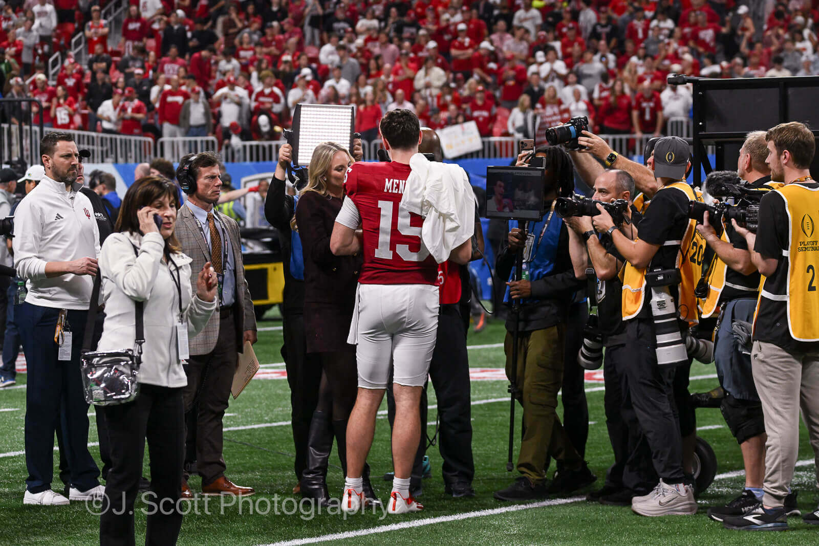 ATLANTA – Check out 81 photos by Jamie Owens from Indiana's 56-22 win against Oregon in the CFP semifinal at the Chick-fil-A Peach Bowl at Mercedes-Benz Stadium.