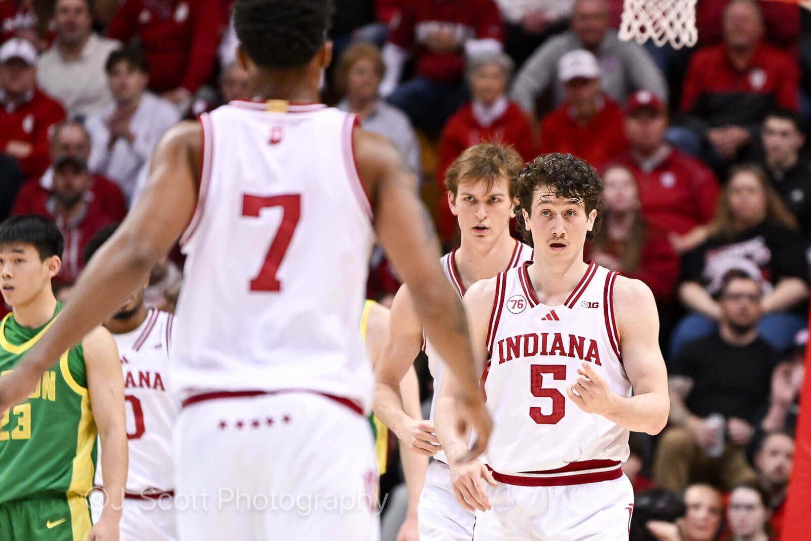 6-Banner Sunday: IU basketball crushes Oregon for eighth Big Ten win – Inside the Hall
