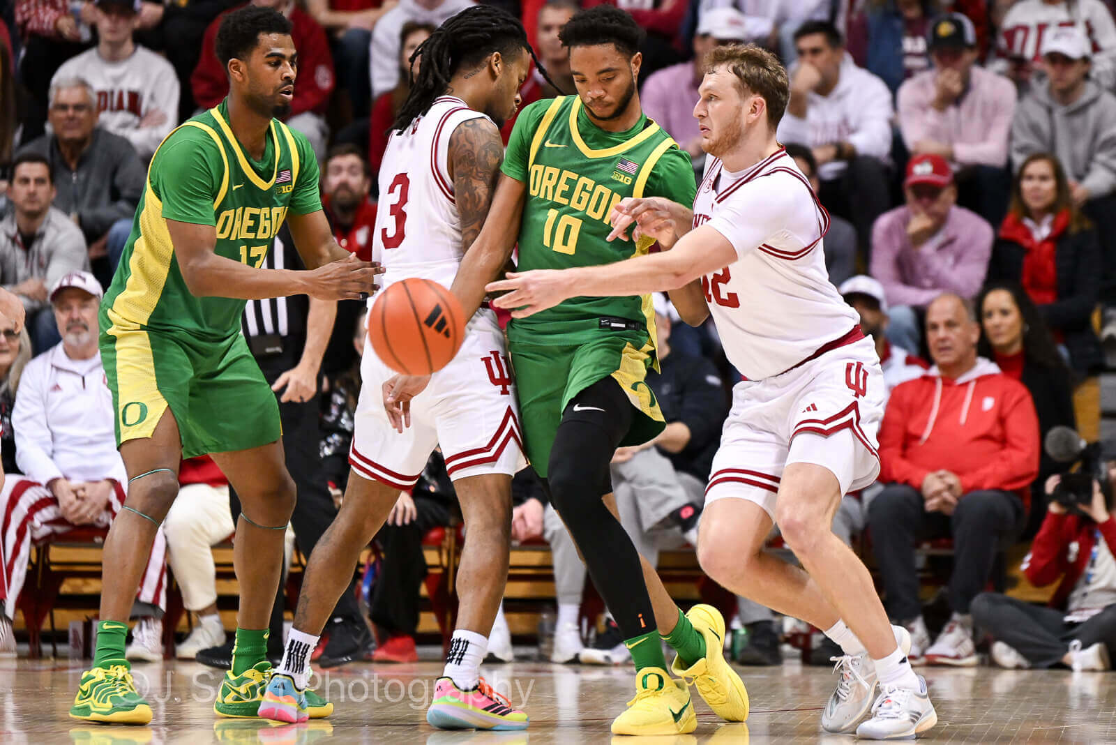 Photos from IU basketball's 92-74 win against Oregon.