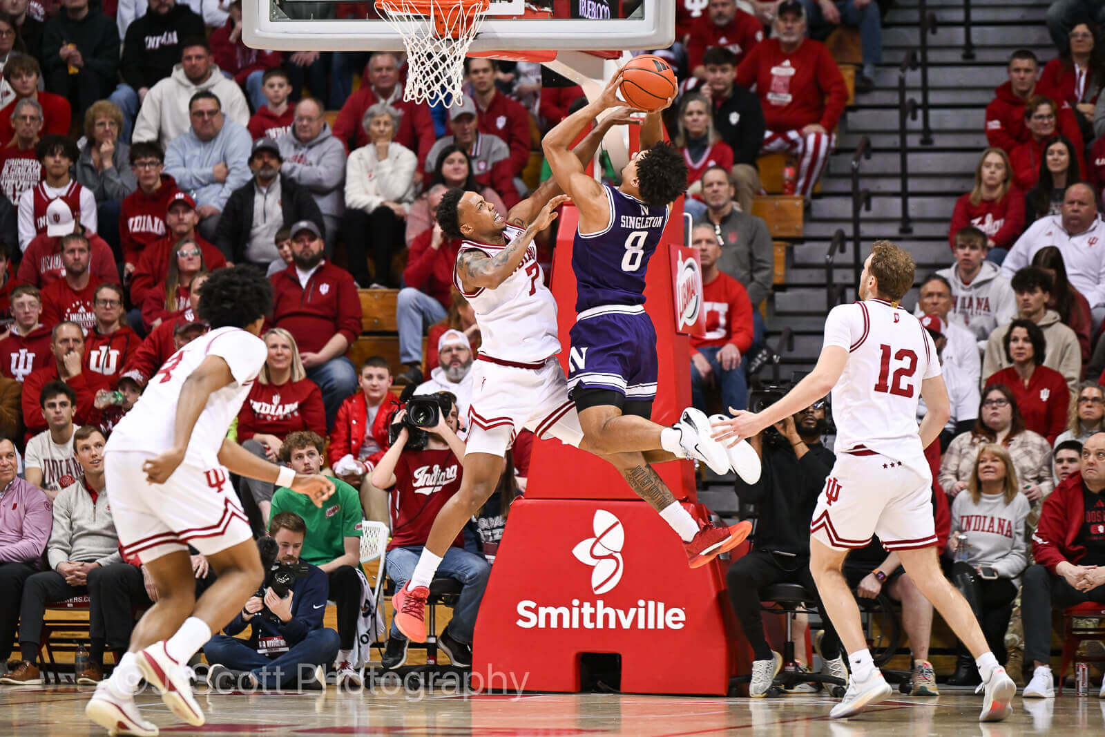 Photos from IU basketball’s 72-68 loss to Northwestern at Simon Skjodt Assembly Hall.