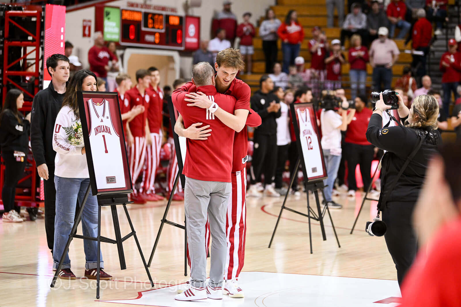 Photos from IU basketball's 77-47 win against Minnesota at Simon Skjodt Assembly Hall.