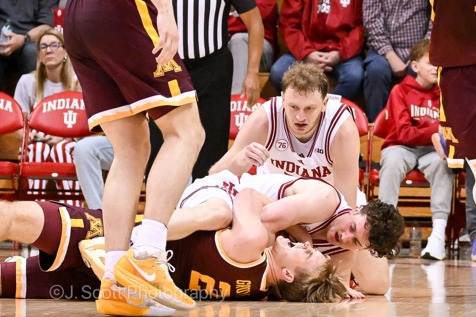 Photos from IU basketball's 77-47 win against Minnesota at Simon Skjodt Assembly Hall.