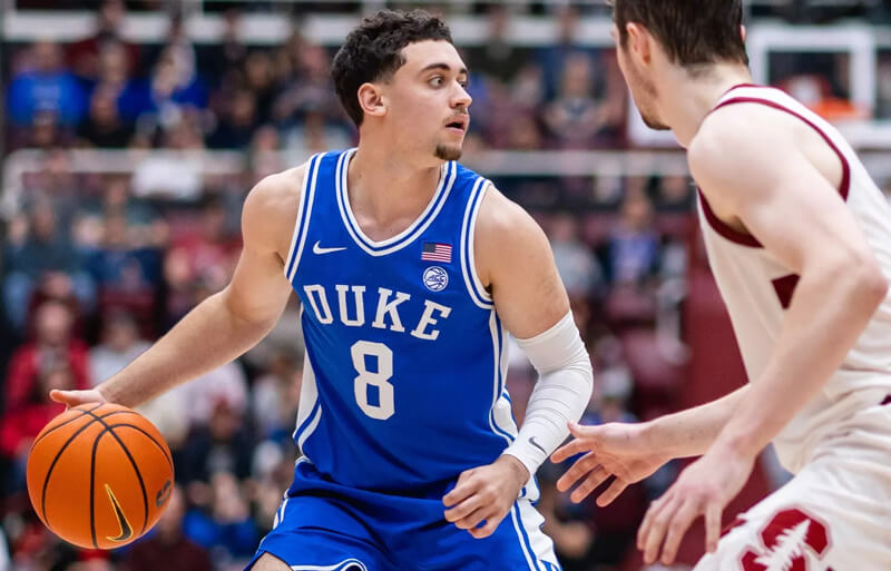 Duke wing Darren Harris handles the ball.