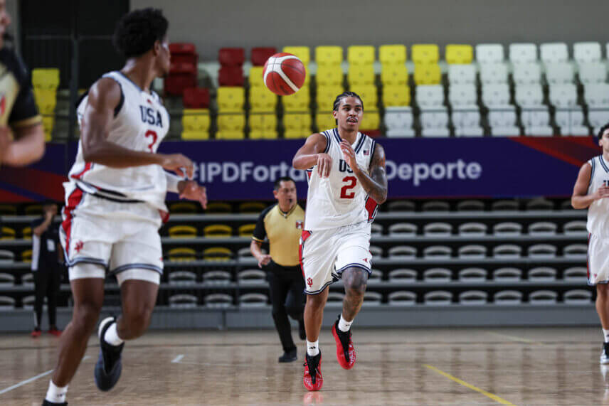 Bryce Lindsay makes a pass in the FISU America Games in Lima, Peru.