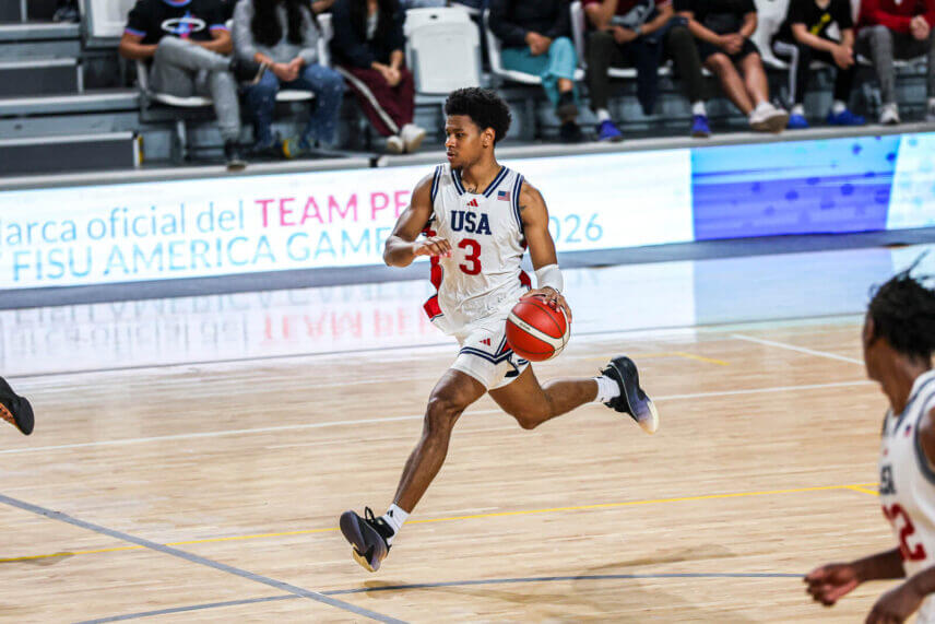 Jaeden Mustaf dribbles the ball up the court in the FISU America Games.