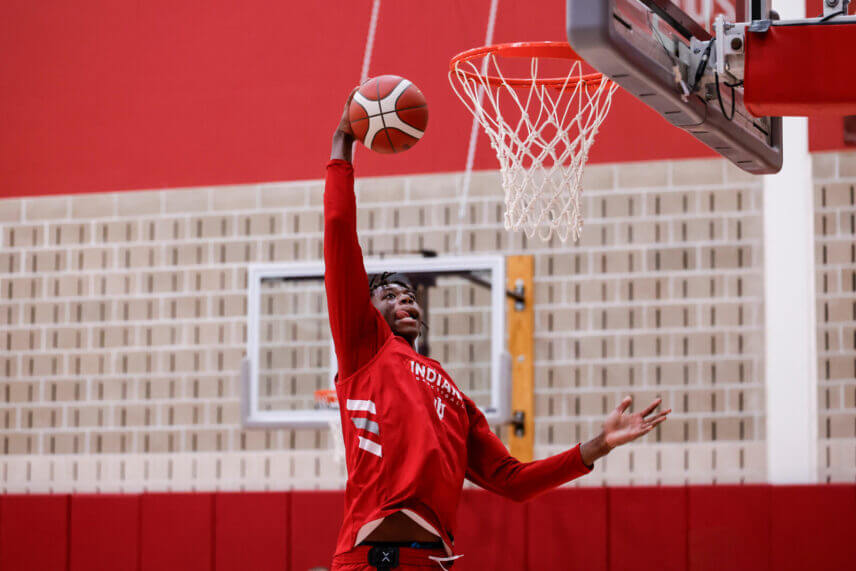 Aiden Sherrell goes up for a dunk.