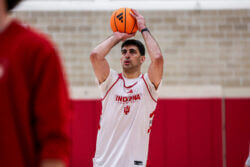 Samet Yigitoglu attempts a shot.